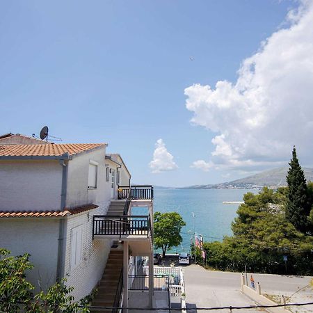 Elegant Tranquil Okrug Gornji Apartments Trogir Eksteriør bilde